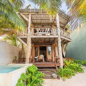 Villa Beach Front